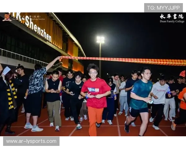 _夜跑体验乐园：灯火映照下的激情飞扬_，夜跑攻略