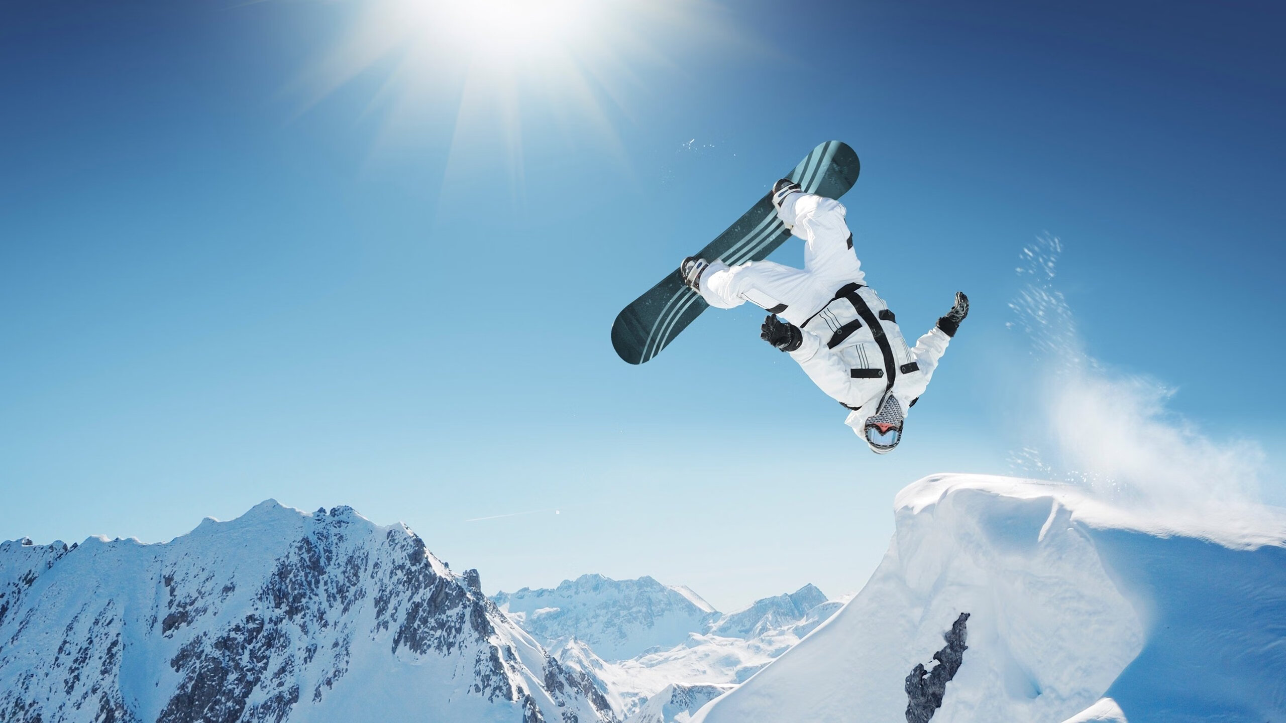 乐鱼-“网球赛事：高新体育中心赛场的精妙对抗与攻守转换”