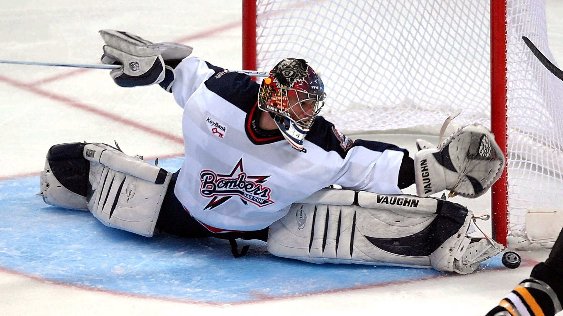 冬奥训练基地开放模拟雪道系统，冬奥训练场馆